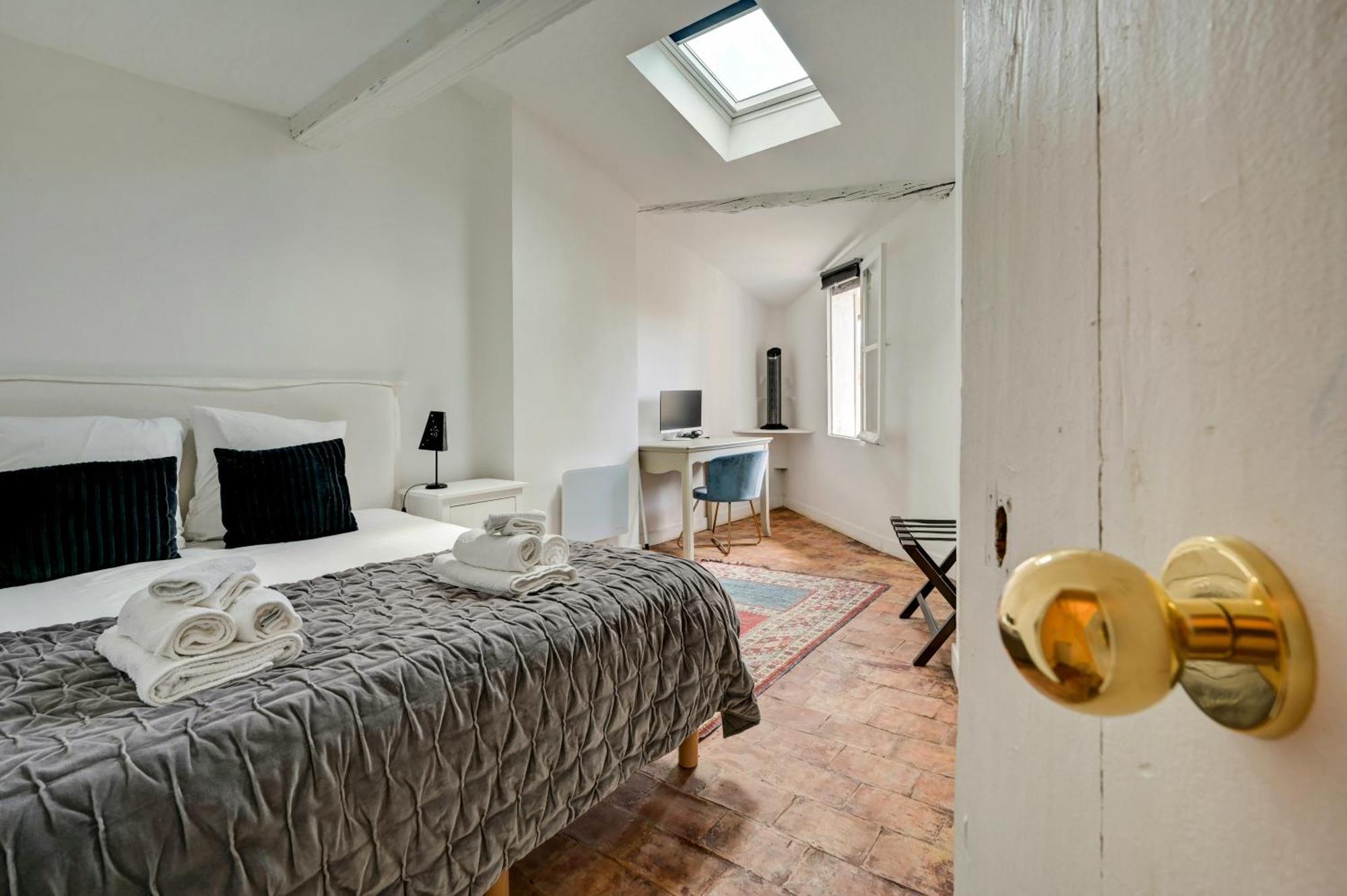 Les Suites De Montigny Aix-en-Provence Zimmer foto